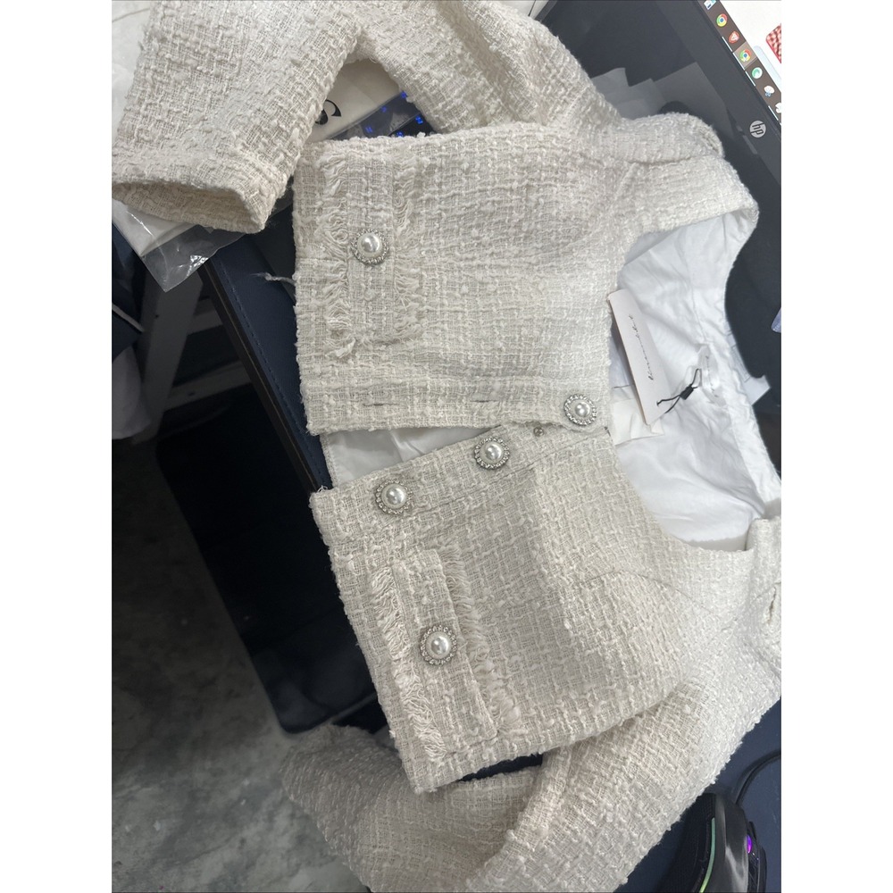 Line & Dot X Revolve Melody Top in Ivory MSRP $150 NWT size XS - Picture 2 of 4